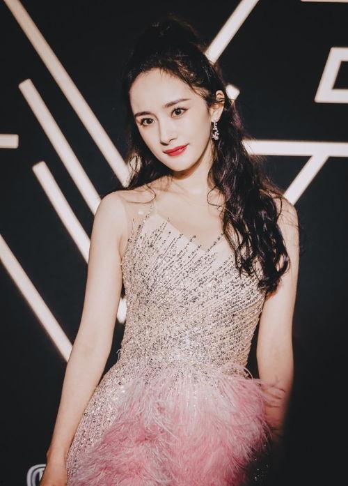 娱乐圈爆料的狐狸是谁,神秘狐狸身份揭秘，竟是当红明星